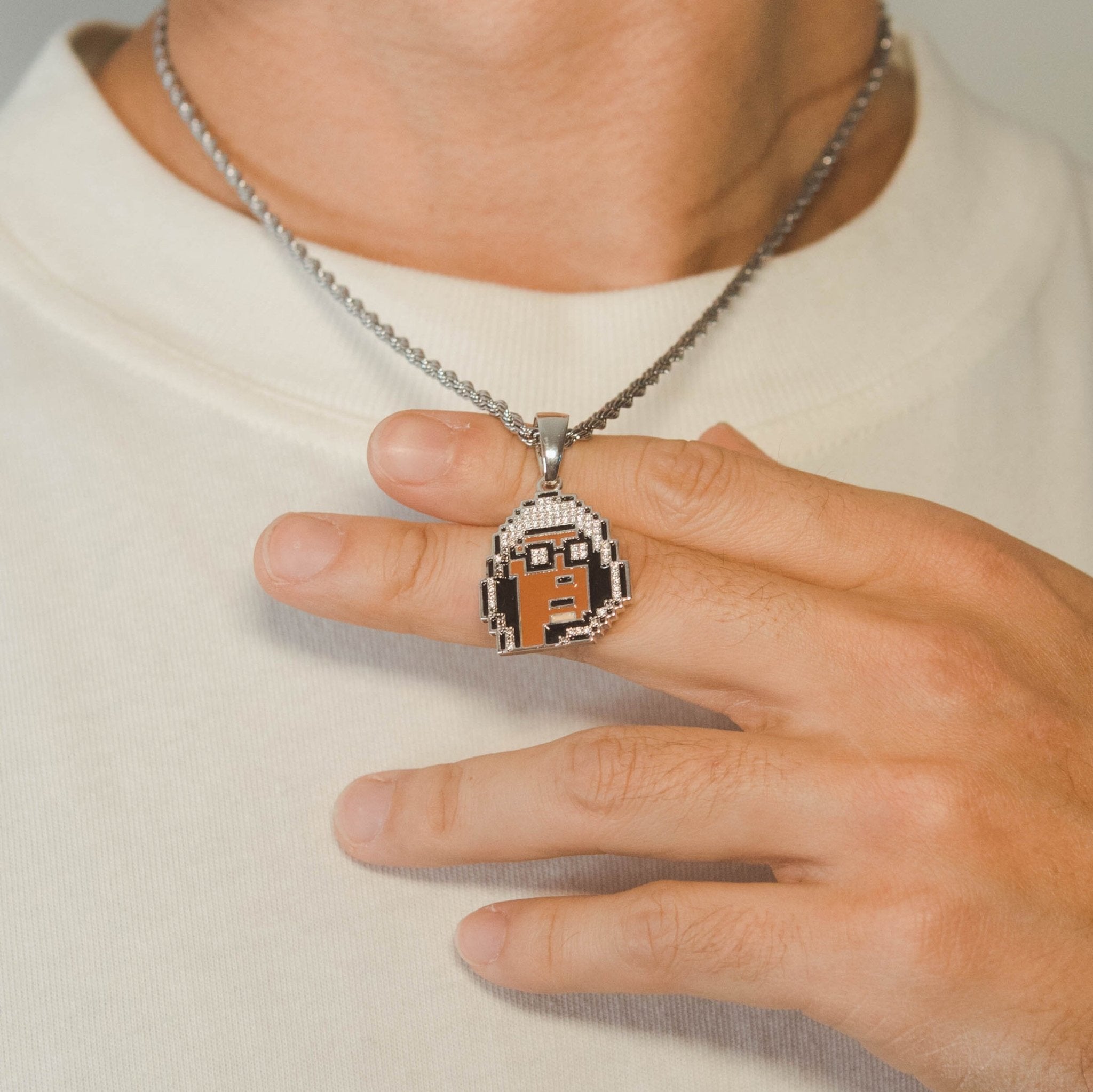 NFT Pendant #5 - Cernucci